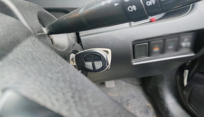 2014 Maruti Swift ZXI, Petrol, Manual, 63,028 km, interior