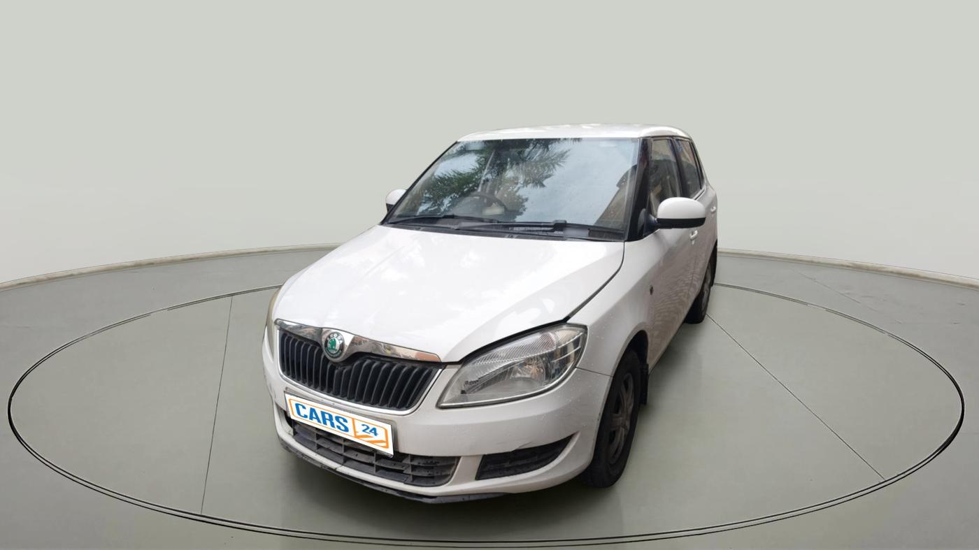 2011 Skoda Fabia AMBIENTE 1.2 MPI, Petrol, Manual, 1,26,773 km, exterior