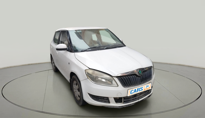 2011 Skoda Fabia AMBIENTE 1.2 MPI, Petrol, Manual, 1,26,773 km, exterior