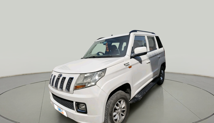 2015 Mahindra TUV300 T8, Diesel, Manual, 1,06,207 km, exterior