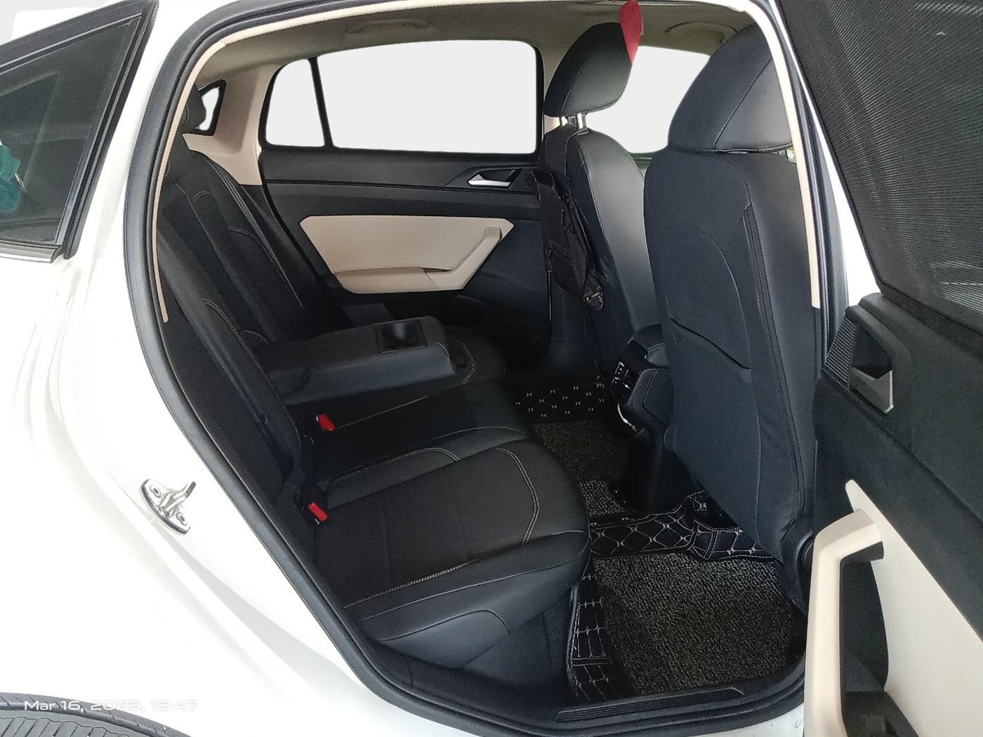 2023 Volkswagen VIRTUS GT PIUS 1.5 TSI, Petrol, Manual, 29,115 km, interior