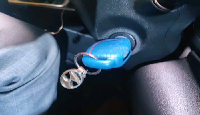 2021 Hyundai VENUE S+ 1.2, Petrol, Manual, 35,636 km, interior