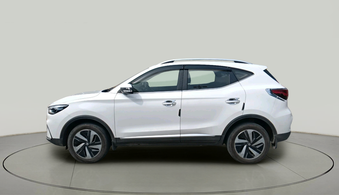 2024 MG ZS EV Excite Pro, Electric, Automatic, 28,689 km, exterior