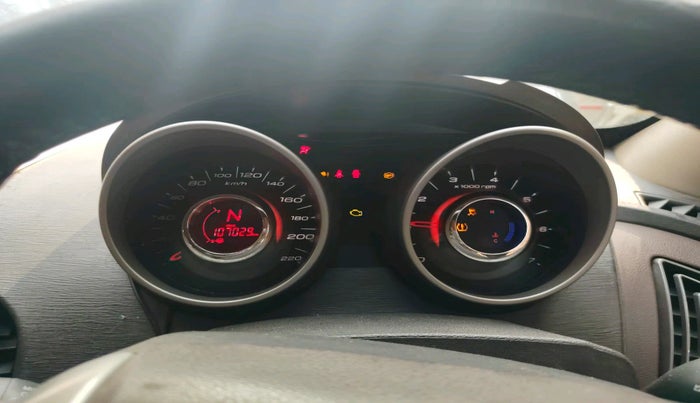 2012 Mahindra XUV500 W8, Diesel, Manual, 1,07,029 km, interior