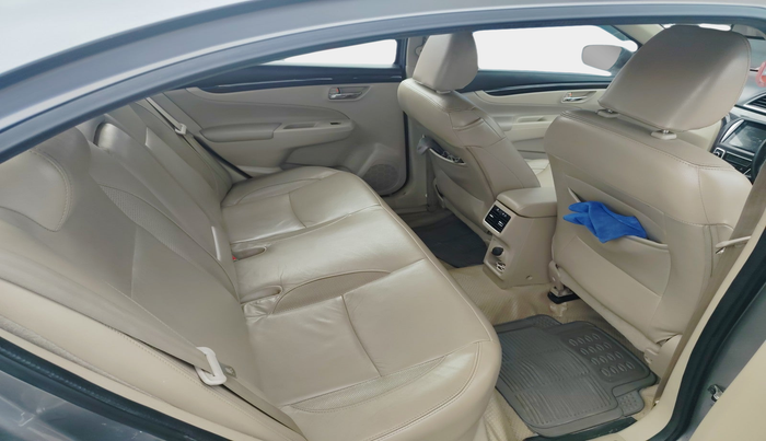 2017 Maruti Ciaz ALPHA 1.4 PETROL, Petrol, Manual, 61,123 km, interior
