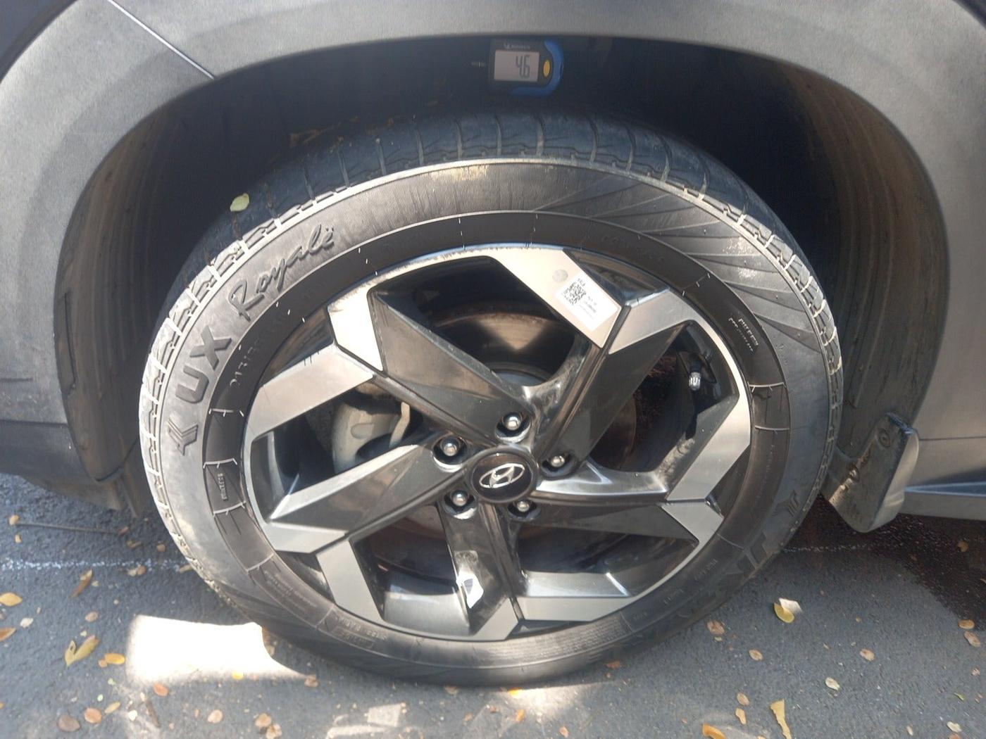 2023 Hyundai ALCAZAR 1.5 SIGNATURE (O) TURBO DCT 7, Petrol, Automatic, 21,247 km, tyre