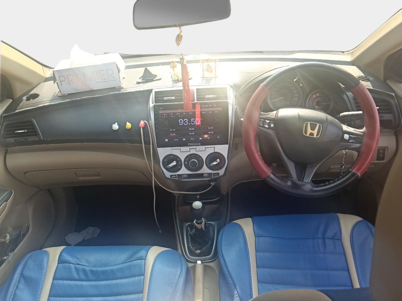 2012 Honda City 1.5L I-VTEC V MT, Petrol, Manual, 1,25,584 km, interior