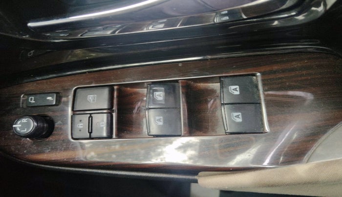 2020 Toyota Innova Crysta 2.4 ZX AT 7 STR, Diesel, Automatic, 78,165 km, interior