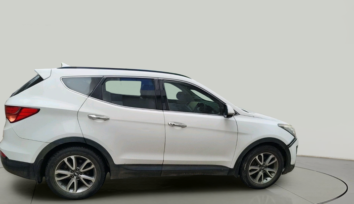 2014 Hyundai Santa Fe 4 WD AT, Diesel, Automatic, 1,26,757 km, exterior