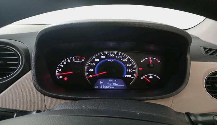 2016 Hyundai Grand i10 MAGNA AT 1.2 KAPPA VTVT, Petrol, Automatic, 29,029 km, interior