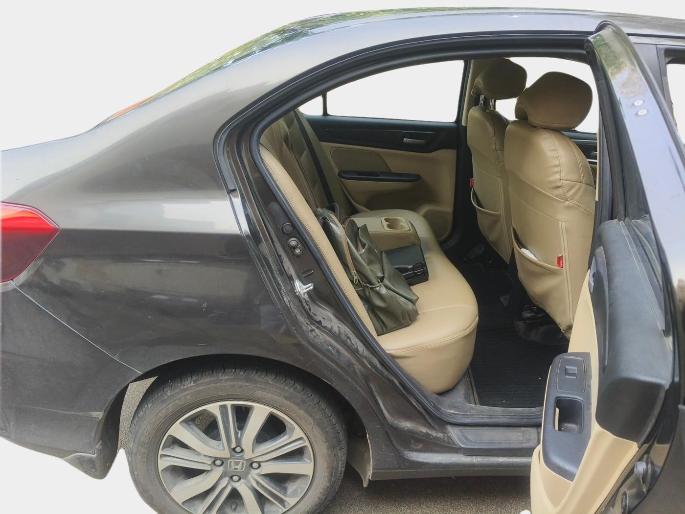 2023 Honda Amaze 1.2L I-VTEC VX, Petrol, Manual, 22,551 km, interior