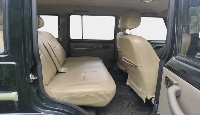 2011 Mahindra Bolero SLX BS-III, Diesel, Manual, 1,32,897 km, interior