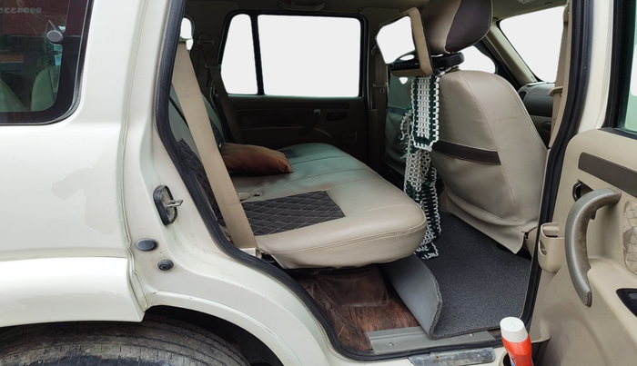 2012 Mahindra Scorpio VLX 2WD, Diesel, Manual, 1,05,339 km, interior