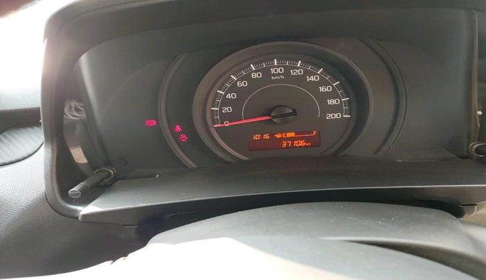 2021 Maruti Swift LXI, Petrol, Manual, 37,106 km, interior