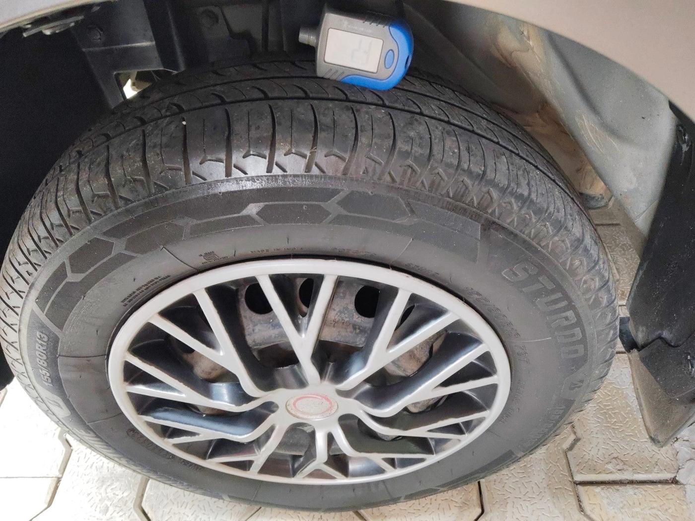 2015 Datsun Go Plus T, Petrol, Manual, 1,06,386 km, tyre