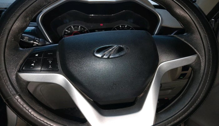 2016 Mahindra Kuv100 K8 D 6 STR, Diesel, Manual, 98,454 km, interior