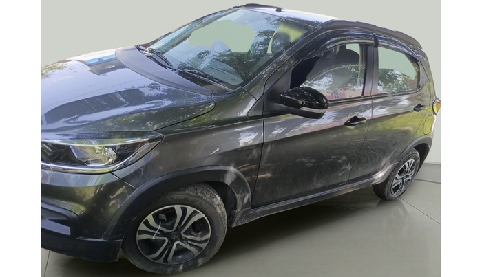 2024 Tata TIAGO NRG  NRG XZA CNG, Petrol, Automatic, 13,764 km, exterior