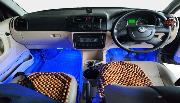 2011 Skoda Fabia ELEGANCE 1.2 MPI, Petrol, Manual, 87,993 km, interior