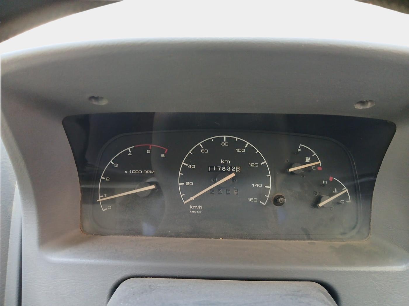 2010 Tata Sumo VICTA EX, Diesel, Manual, 1,17,832 km, interior
