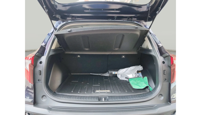 2024 KIA SELTOS  HTX 1.5 PETROL MT, Petrol, Manual, 10,998 km, exterior