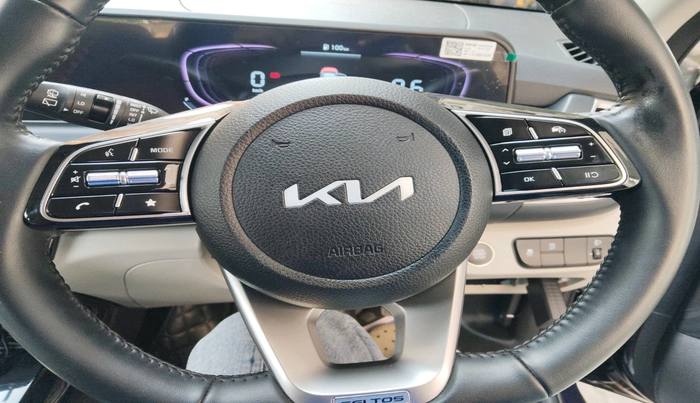 2024 KIA SELTOS  HTX 1.5 PETROL MT, Petrol, Manual, 10,998 km, interior