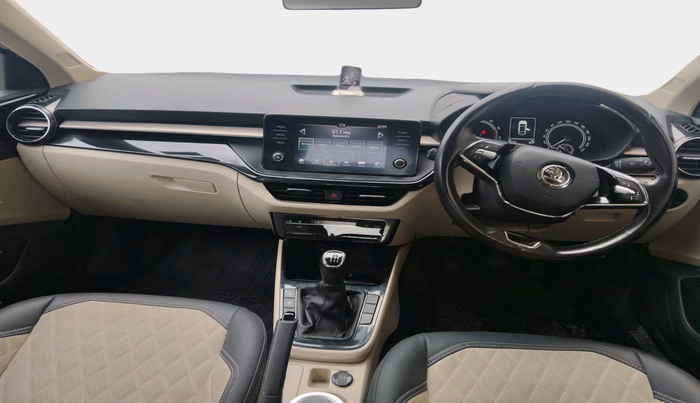 2022 Skoda SLAVIA AMBITION 1.0L TSI MT, Petrol, Manual, 14,217 km, interior