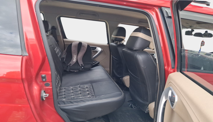 2017 Mahindra TUV300 T8, Diesel, Manual, 45,278 km, interior
