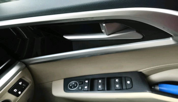 2023 KIA CARENS LUXURY (O)1.5 DIESEL AT 7 STR , Diesel, Automatic, 24,889 km, interior