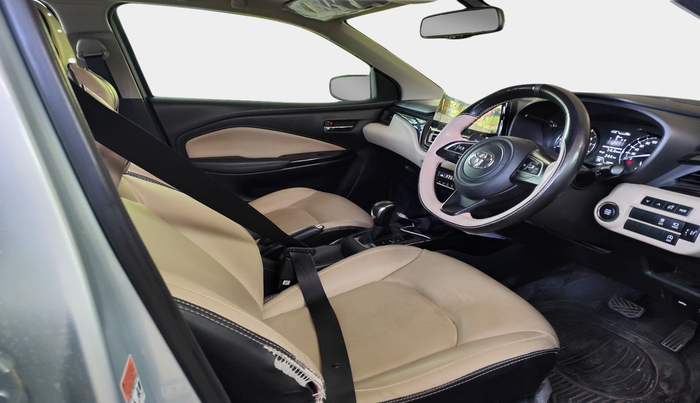 2023 Toyota Glanza V AMT, Petrol, Automatic, 23,642 km, interior