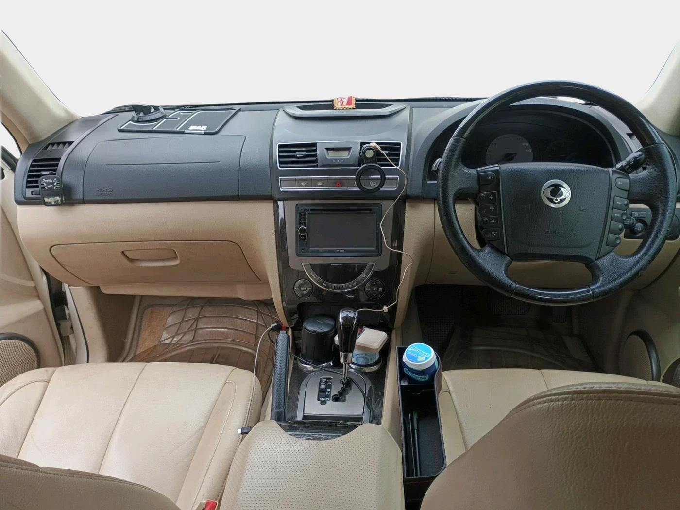 2013 Ssangyong Rexton RX7, Diesel, Automatic, 96,255 km, interior