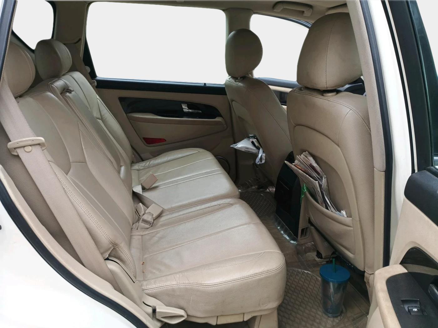 2013 Ssangyong Rexton RX7, Diesel, Automatic, 96,255 km, interior