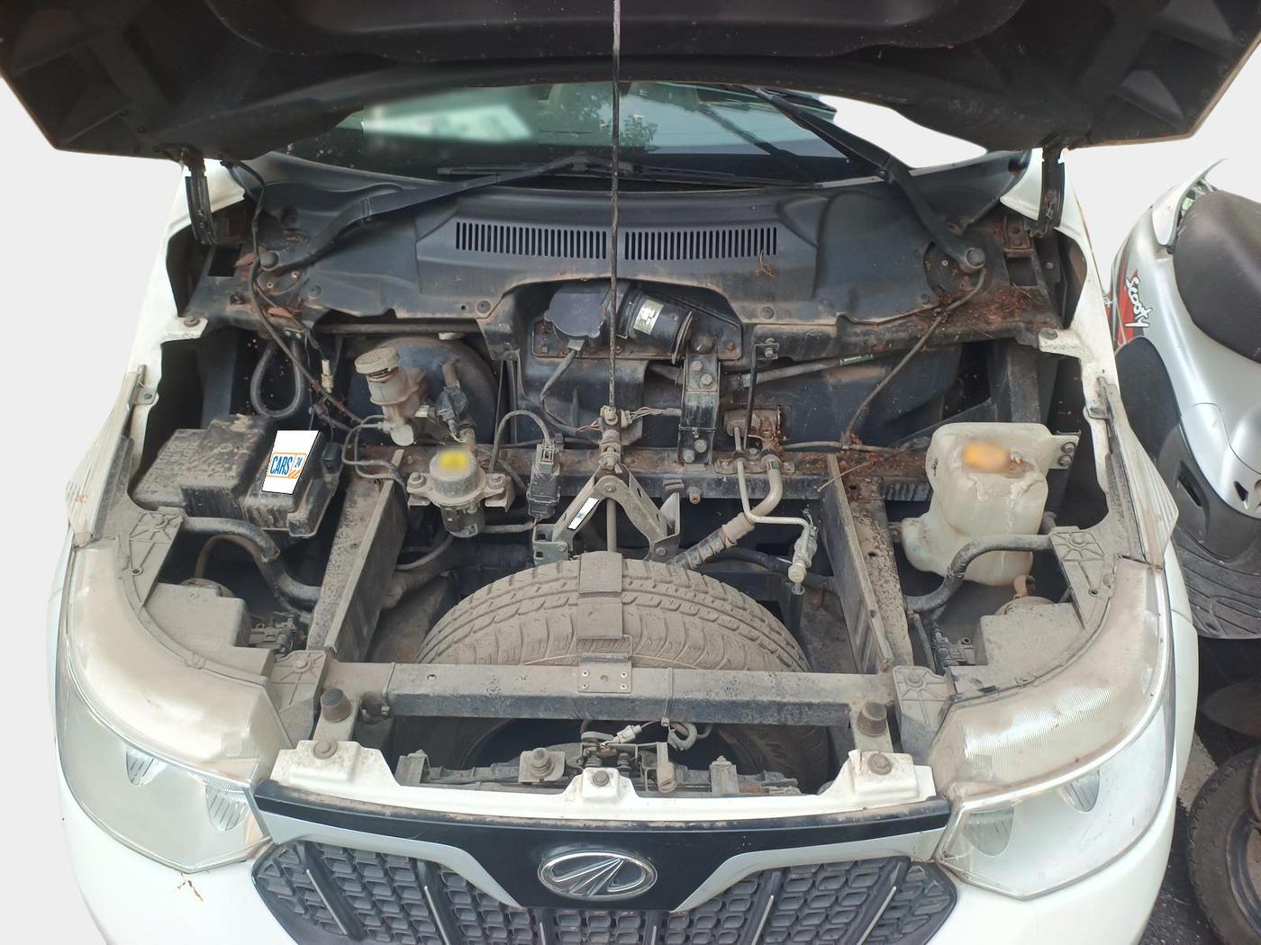 2018 Mahindra E20 Plus P2, Electric, Automatic, 46,000 km, exterior