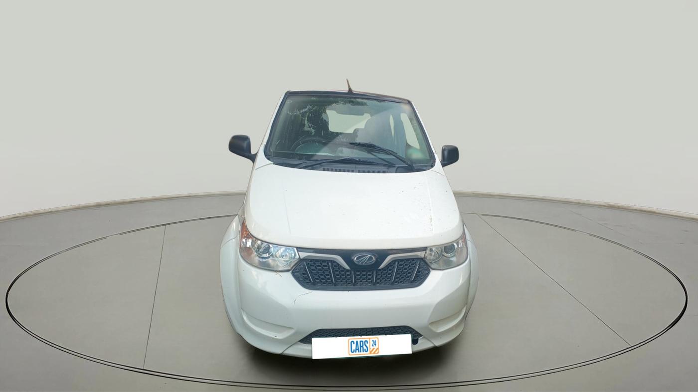 2018 Mahindra E20 Plus P2, Electric, Automatic, 46,000 km, exterior