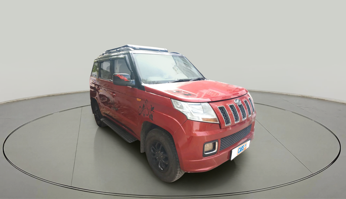 2017 Mahindra TUV300 T8, Diesel, Manual, 82,408 km, exterior