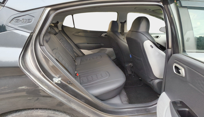 2024 Hyundai GRAND I10 NIOS SPORTZ AMT 1.2 KAPPA VTVT, Petrol, Automatic, 30,482 km, interior