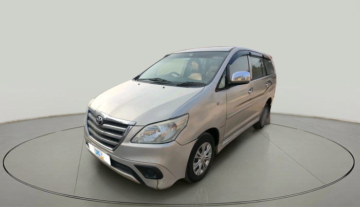 2012 Toyota Innova 2.5 GX 8 STR, Diesel, Manual, 2,39,000 km, exterior