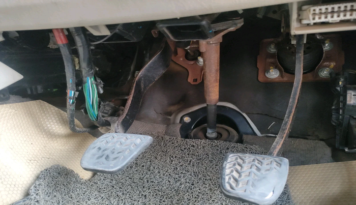 2012 Toyota Innova 2.5 GX 8 STR, Diesel, Manual, 2,39,000 km, interior