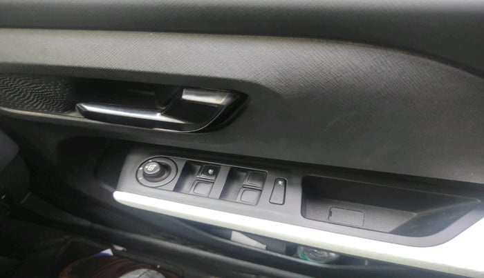 2024 Tata PUNCH Pure (O) , Petrol, Manual, 22,019 km, interior