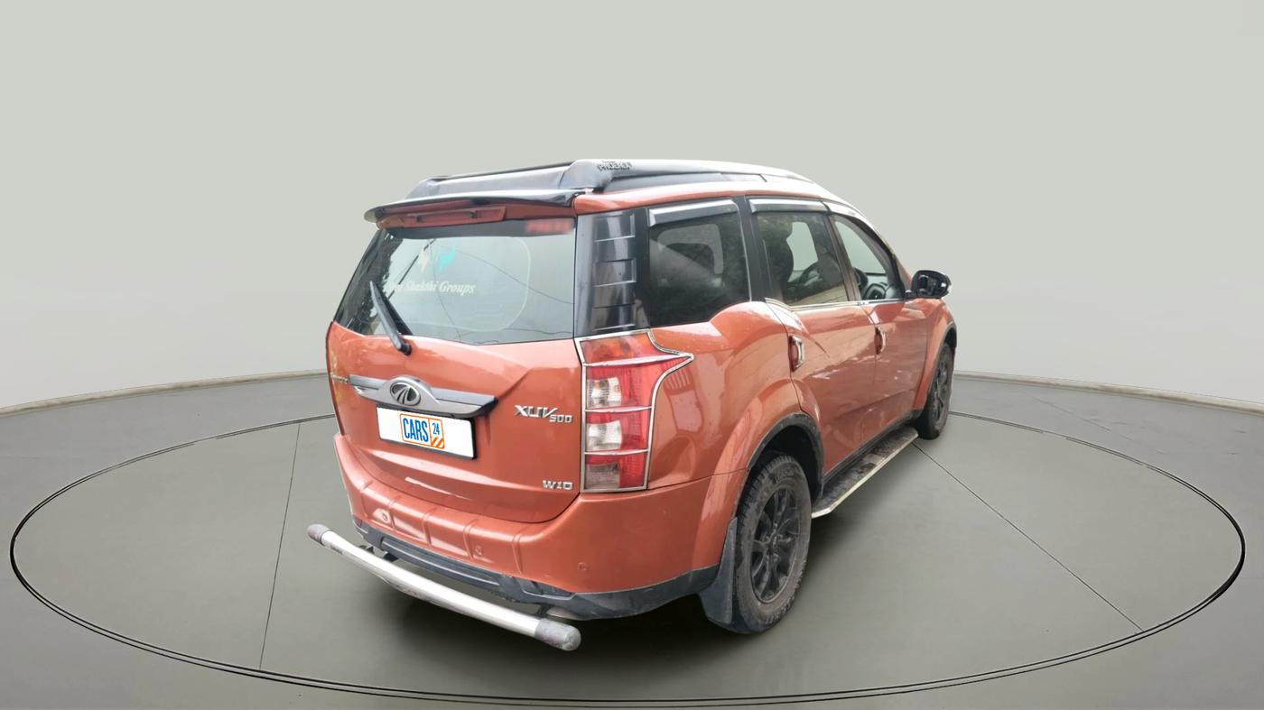 2015 Mahindra XUV500 W10, Diesel, Manual, 1,62,435 km, exterior