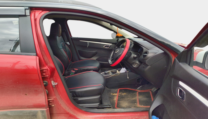 2024 Renault Kwid CLIMBER 1.0 AMT Dual Tone , Petrol, Automatic, 7,515 km, interior