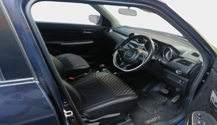 2022 Maruti Swift ZXI AMT, Petrol, Automatic, 28,500 km, interior