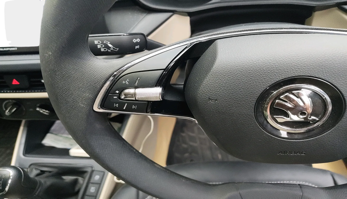 2024 Skoda SLAVIA ACTIVE 1.0L TSI MT, Petrol, Manual, 1,632 km, interior