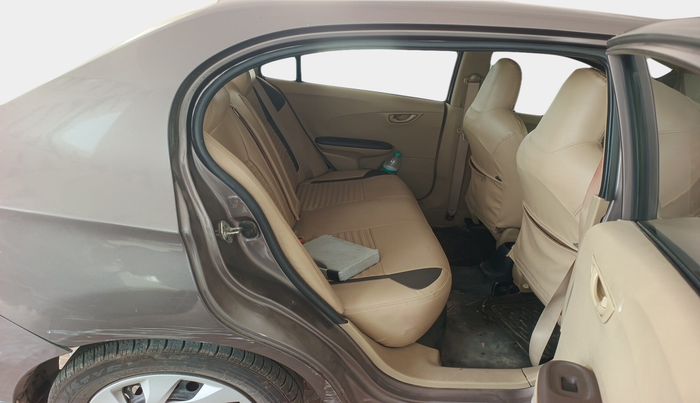 2013 Honda Amaze 1.5L I-DTEC S, Diesel, Manual, 1,08,826 km, interior