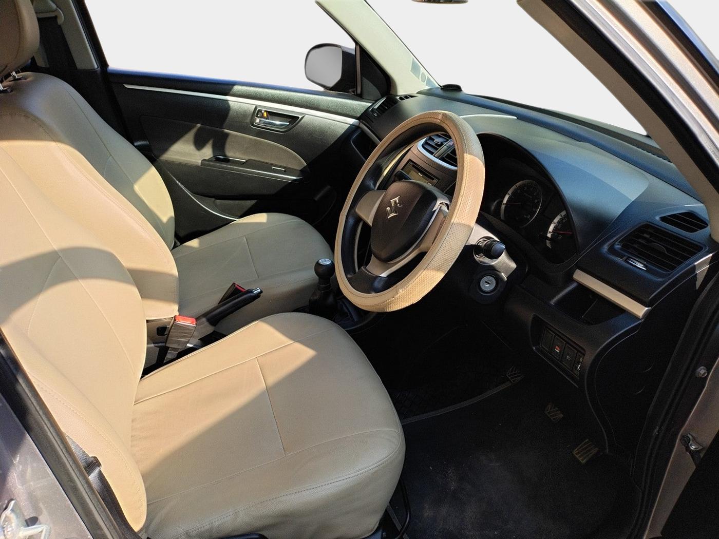 2013 Maruti Swift VXI, Petrol, Manual, 45,538 km, interior