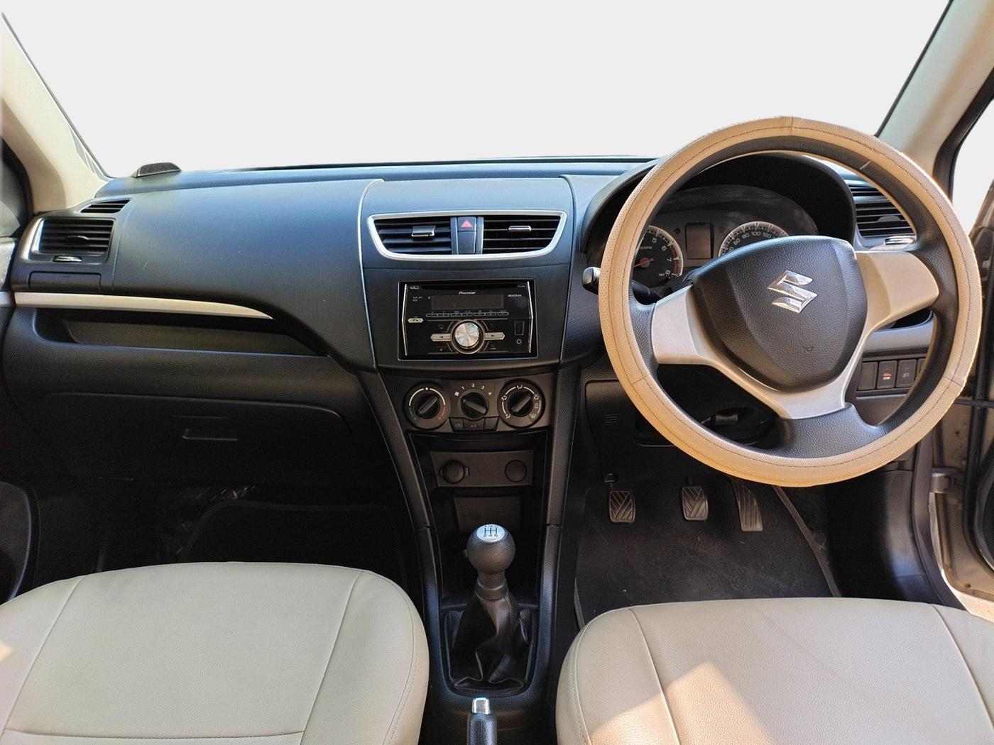 2013 Maruti Swift VXI, Petrol, Manual, 45,538 km, interior