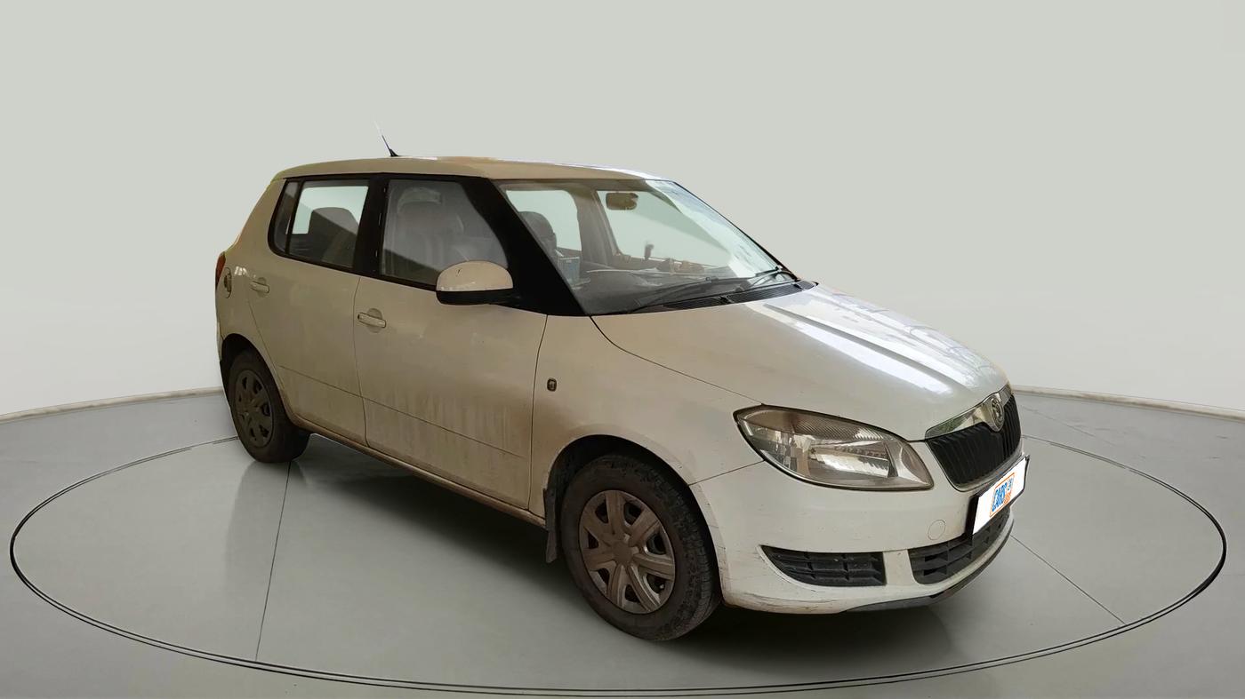 2011 Skoda Fabia AMBITION 1.2 MPI, Petrol, Manual, 1,18,208 km, exterior