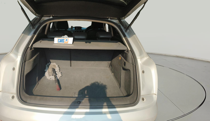 2014 Audi Q3 35 TDI Quattro, Diesel, Automatic, 1,28,447 km, exterior