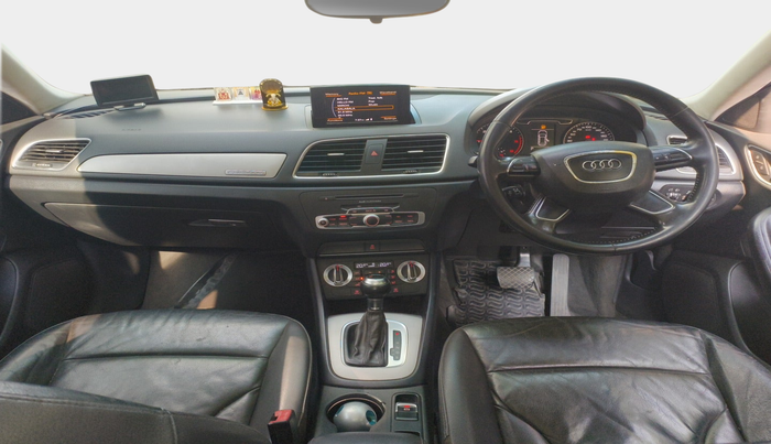 2014 Audi Q3 35 TDI Quattro, Diesel, Automatic, 1,28,447 km, interior