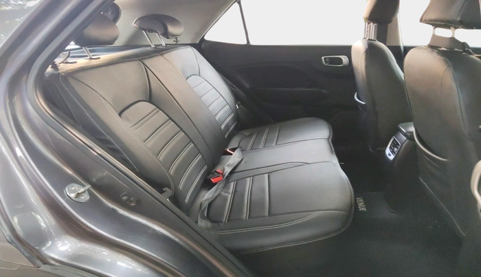2022 Hyundai VENUE S+ 1.2, Petrol, Manual, 19,092 km, interior