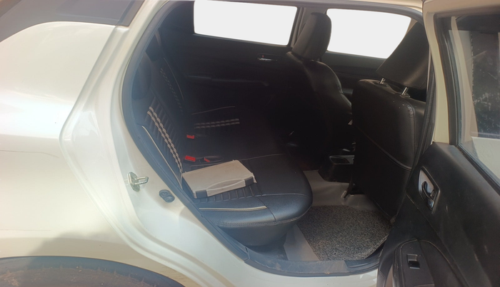 2018 Maruti Swift ZDI AMT, Diesel, Automatic, 1,25,356 km, interior